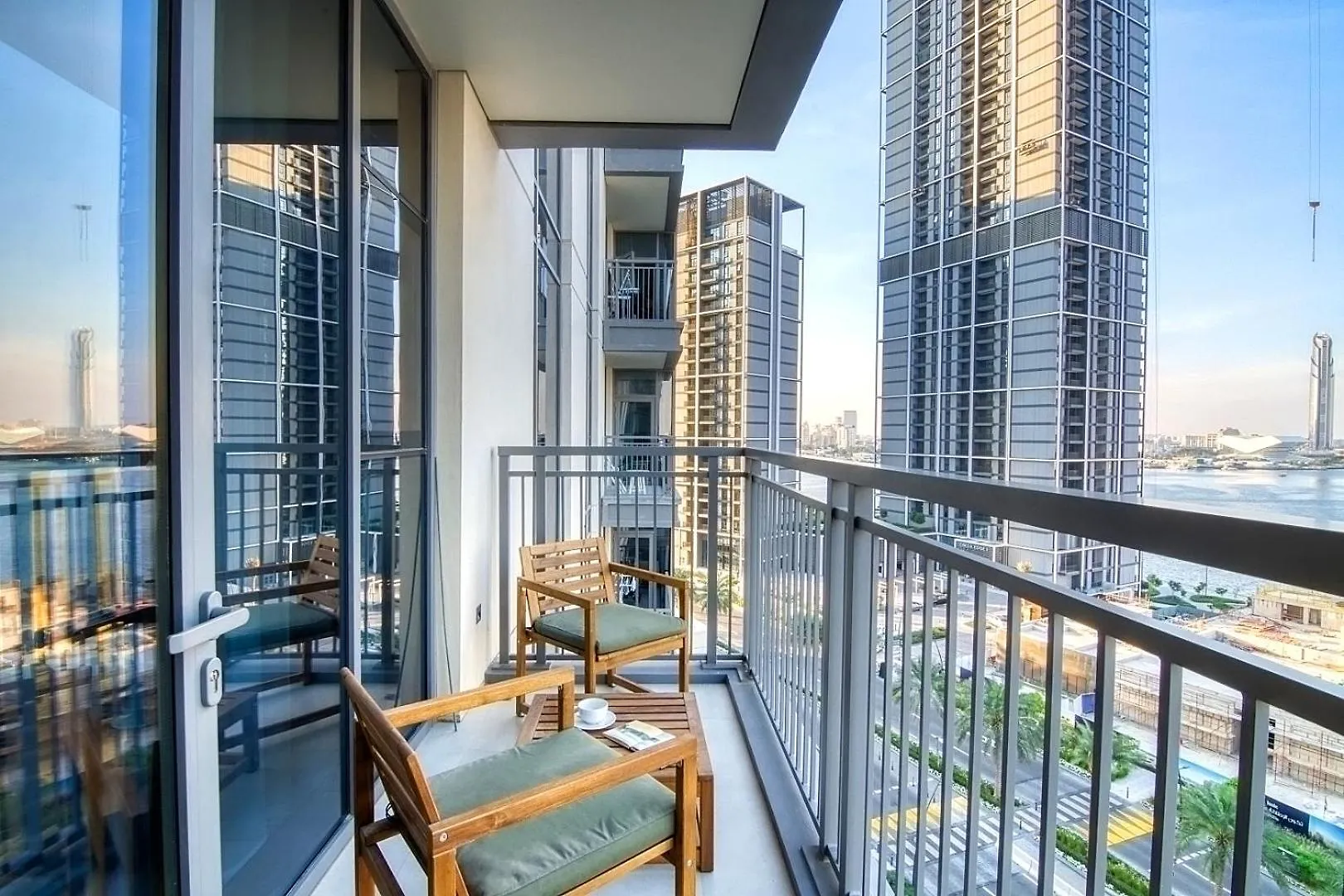 Gorgeous 2 Bedroom With Creek Harbour View Dubai