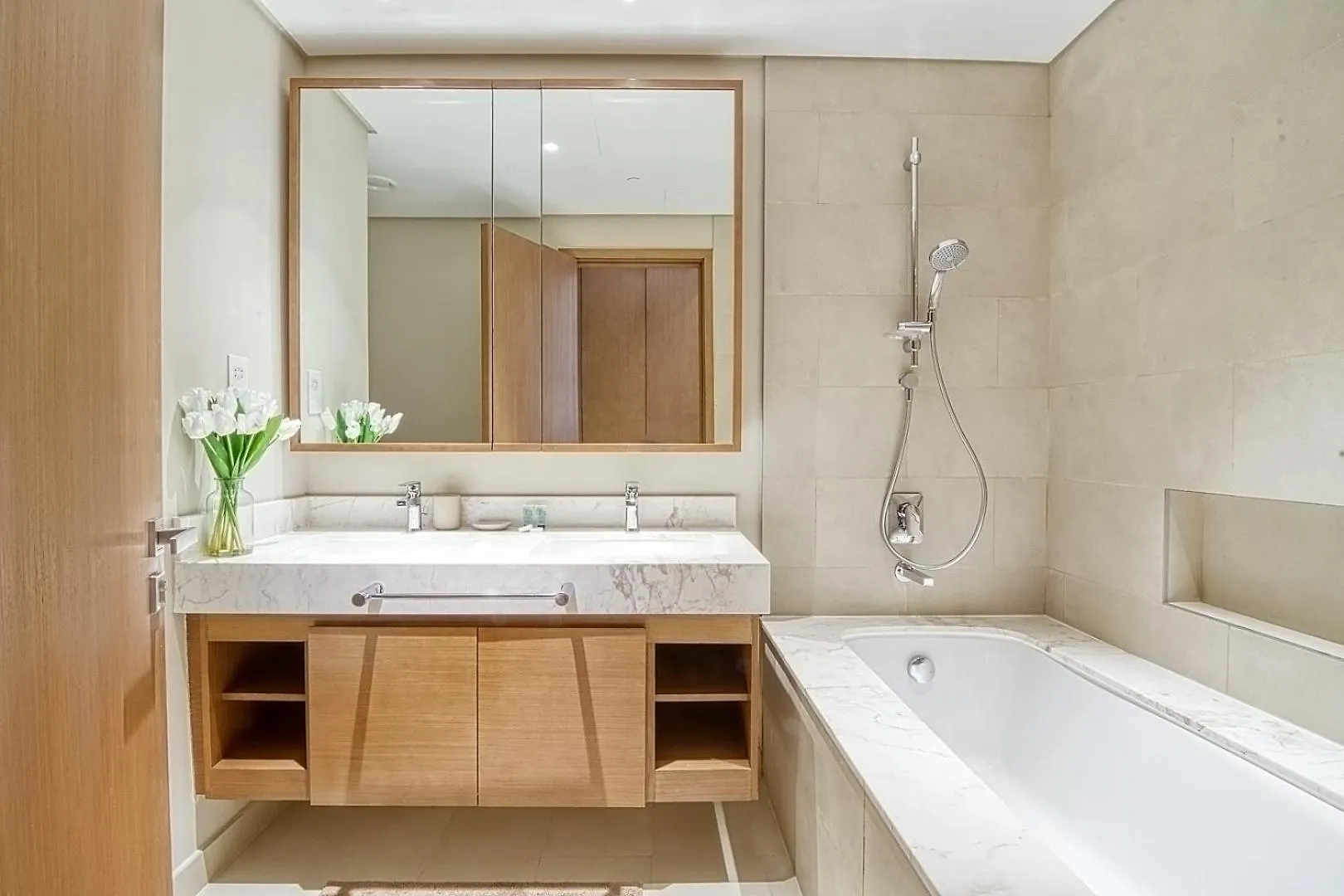 Gorgeous 2 Bedroom With Creek Harbour View Dubai United Arab Emirates
